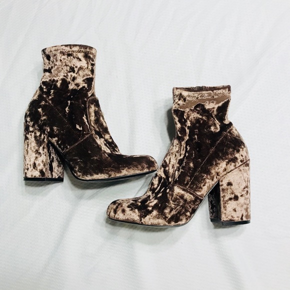 Steve Madden gaze velvet boots - Picture 2 of 9